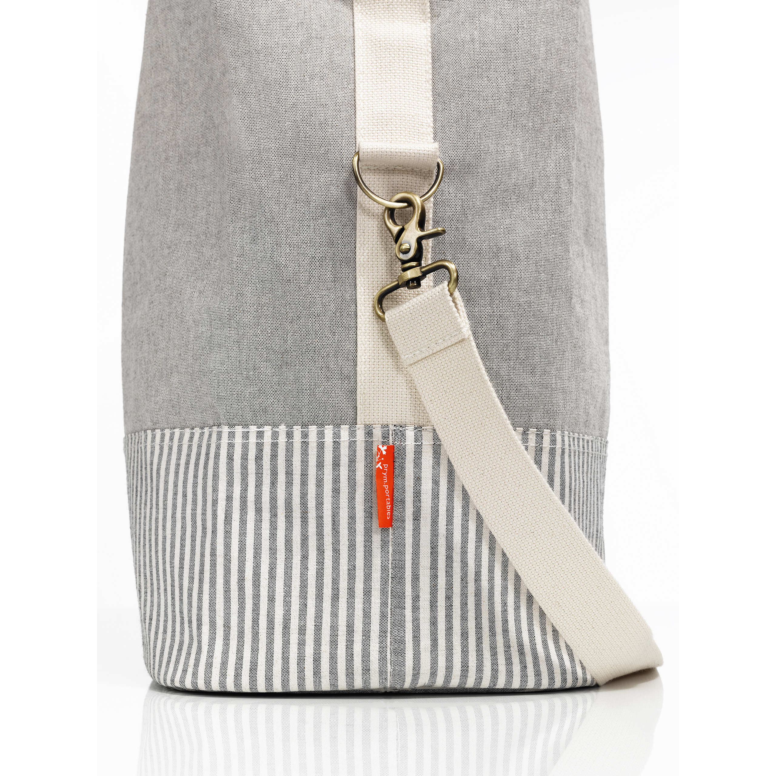 Store & Travel Bags "Canvas & Bamboo" M in grau Seite