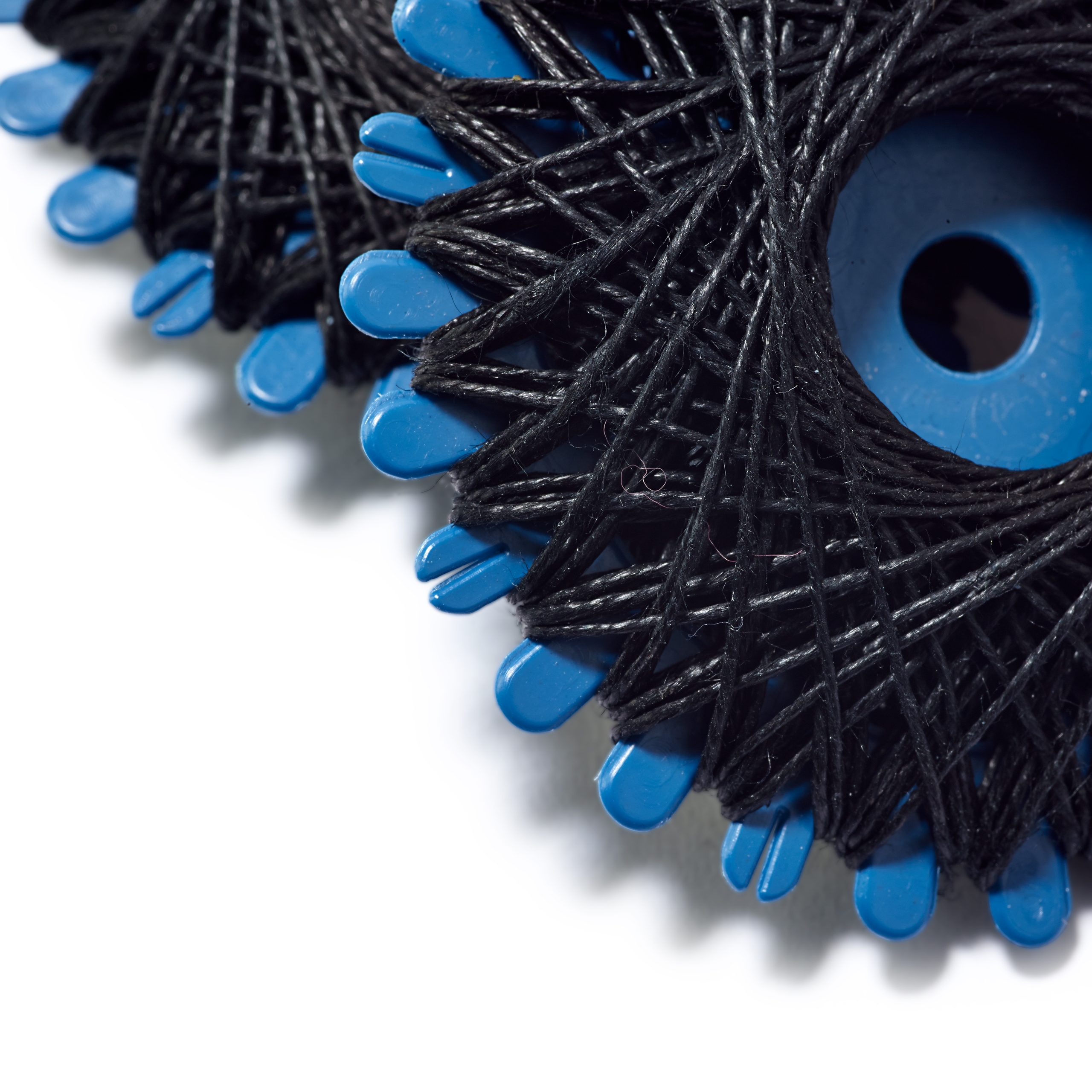 Leinenzwirn von der Seite